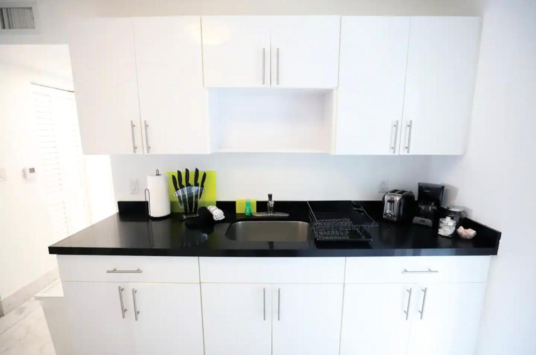 South Beach 2 Bedroom Family & Pet Friendly Apartment With Balcony & Free Parking Miami Beach Luaran gambar